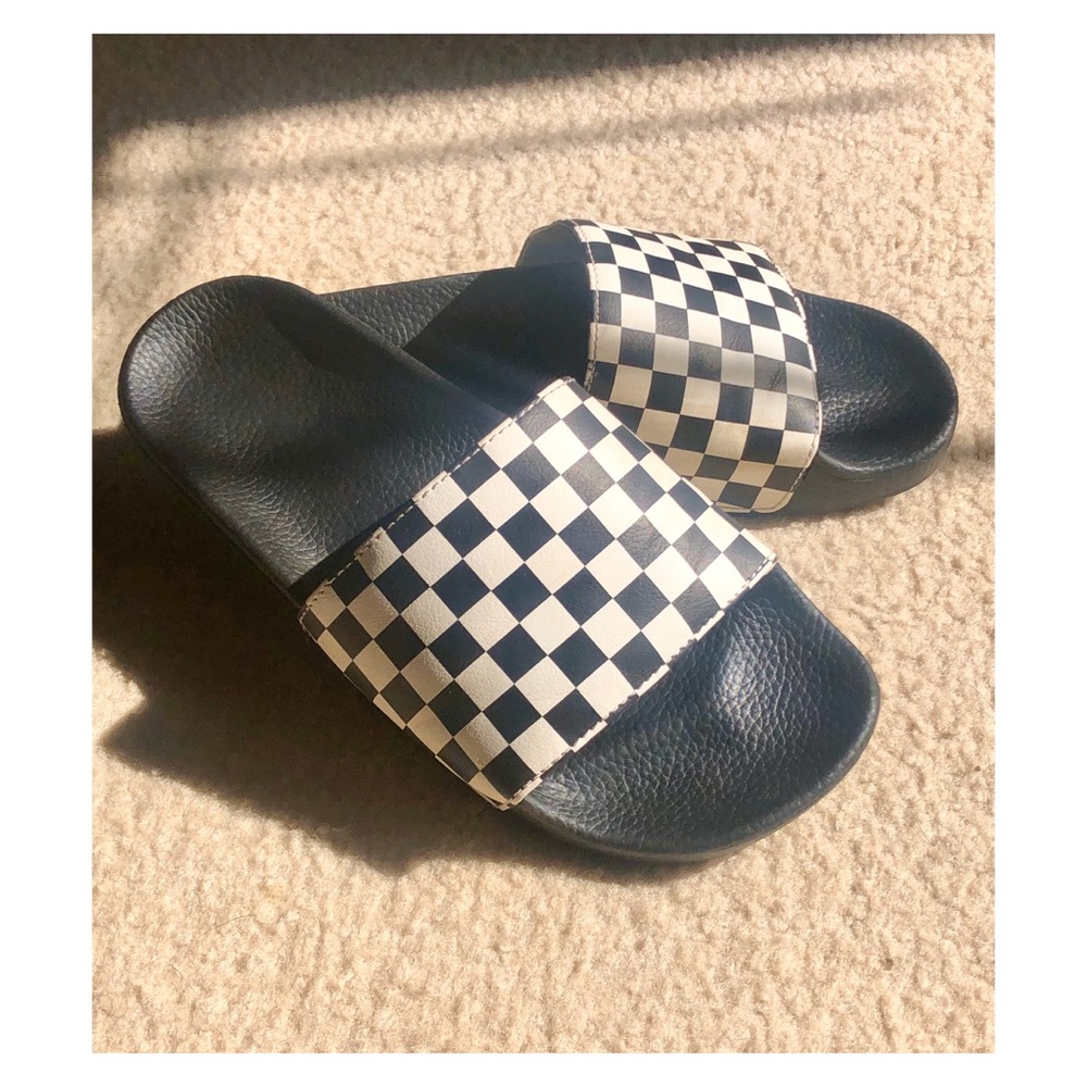 SOLD----Vans Authentic Slides